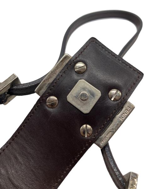 FENDI（フェンディ）FENDI (フェンディ) ショルダーバッグ ブラウンの古着・服飾アイテム