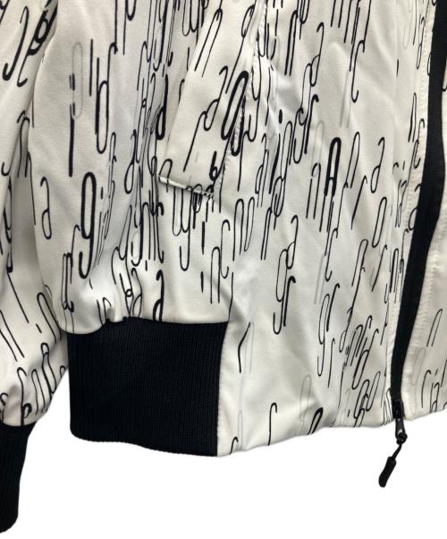 1PIU1UGUALE3 RELAX（ウノピゥウノウグァーレトレ リラックス）1piu1uguale3 relax (ウノピゥウノウグァーレトレ リラックス) ブルゾン ホワイト サイズ:Lの古着・服飾アイテム