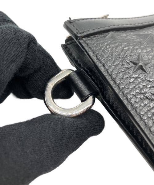 JIMMY CHOO（ジミーチュウ）JIMMY CHOO (ジミーチュウ) セカンドバッグ ブラックの古着・服飾アイテム