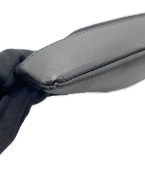 BALENCIAGA（バレンシアガ）BALENCIAGA (バレンシアガ) クラッチバッグ ブラックの古着・服飾アイテム