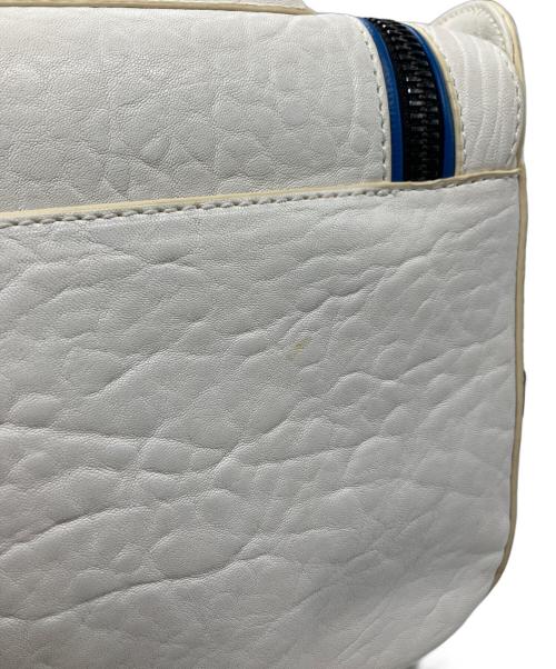 DIESEL（ディーゼル）DIESEL (ディーゼル) 2WAYショルダーバッグ ホワイトの古着・服飾アイテム