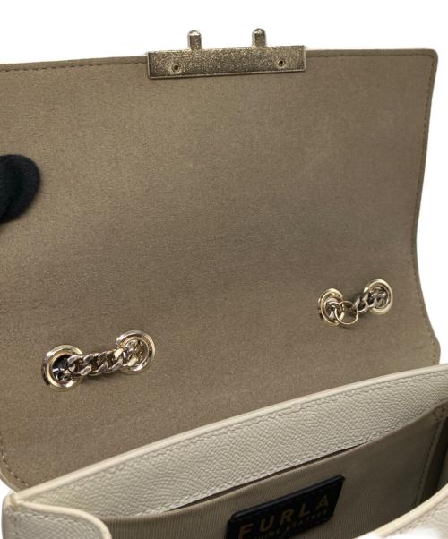 FURLA（フルラ）FURLA (フルラ) バッグ ホワイトの古着・服飾アイテム