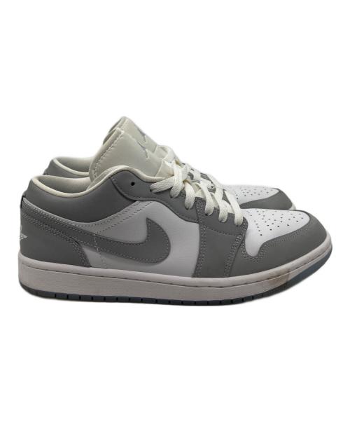 NIKE（ナイキ）NIKE (ナイキ) Nike WMNS Air Jordan 1 Low Spruce Aura Sneaker ホワイト×グレー サイズ:27の古着・服飾アイテム