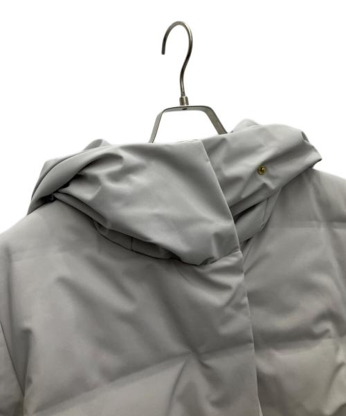 MAYSON GREY（メイソングレイ）MAYSON GREY (メイソングレイ) ダウンジャケット アイボリー サイズ:SIZE3 未使用品の古着・服飾アイテム