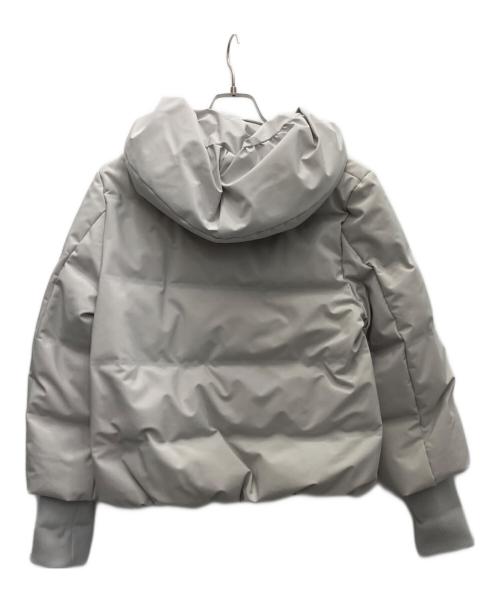 MAYSON GREY（メイソングレイ）MAYSON GREY (メイソングレイ) ダウンジャケット アイボリー サイズ:SIZE3 未使用品の古着・服飾アイテム