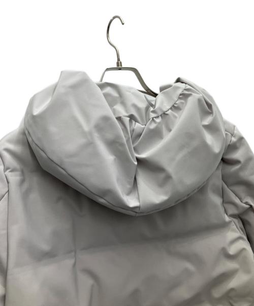 MAYSON GREY（メイソングレイ）MAYSON GREY (メイソングレイ) ダウンジャケット アイボリー サイズ:SIZE3 未使用品の古着・服飾アイテム