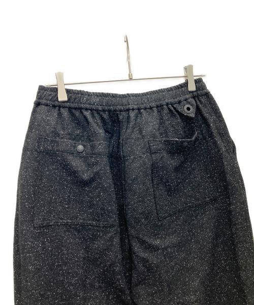 WHITE MOUNTAINEERING（ホワイトマウンテ二アニング）WHITE MOUNTAINEERING (ホワイトマウンテ二アニング) パンツ ブラック サイズ:SIZE2の古着・服飾アイテム