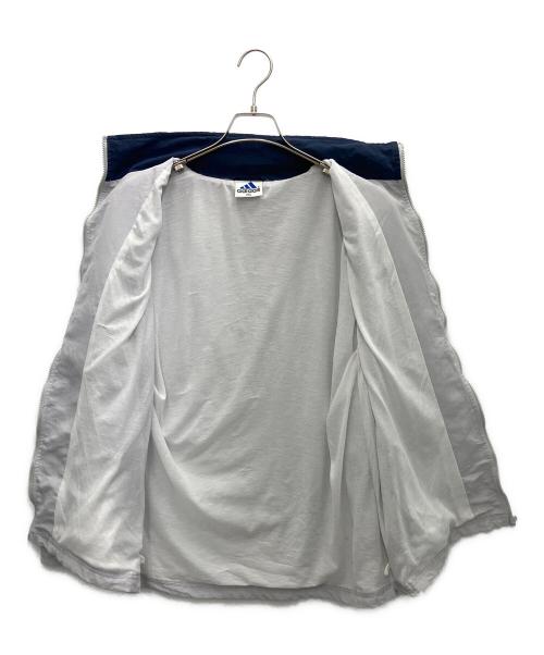 adidas（アディダス）adidas (アディダス) ナイロンジャケット ライトグレー サイズ:XXLの古着・服飾アイテム