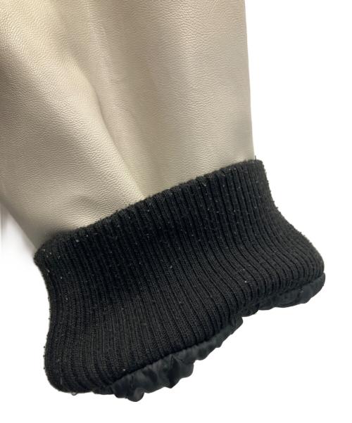 ILL'S（イルズ）ILL'S (イルズ) スタジャン ブラック×ベージュ サイズ:Mの古着・服飾アイテム