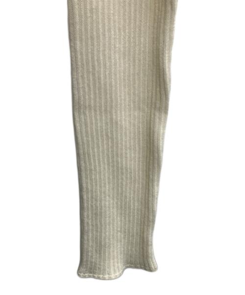 FRAY ID（フレイ アイディー）FRAY ID (フレイ アイディー) シルクコットンクロップドリブニットカーディガン ホワイト サイズ:ONESIZE 未使用品の古着・服飾アイテム