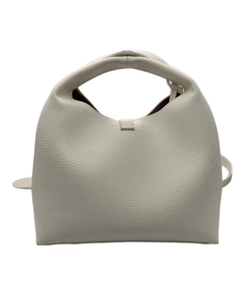 CHARLES & KEITH（チャールズアンドキース）CHARLES & KEITH (チャールズアンドキース) メタリックアクセントバケットバック アイボリーの古着・服飾アイテム