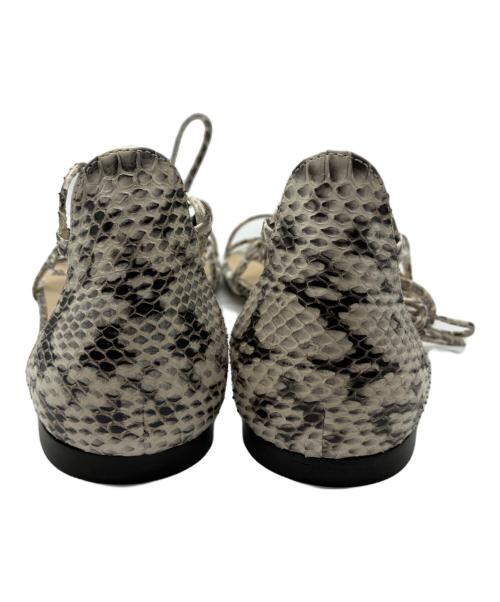 JIMMY CHOO（ジミーチュウ）JIMMY CHOO (ジミーチュウ) サンダル ブラック×ホワイト サイズ:SIZE39の古着・服飾アイテム