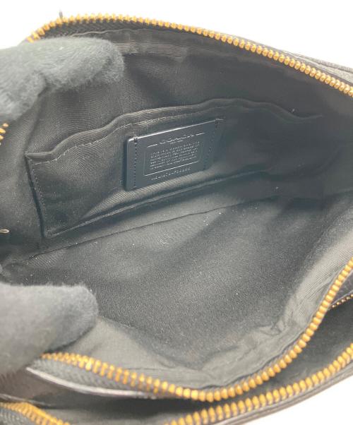 COACH（コーチ）COACH (コーチ) ショルダーポーチ ブラックの古着・服飾アイテム
