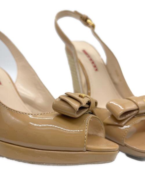 PRADA（プラダ）PRADA (プラダ) ウェッジソールサンダル ベージュ サイズ:23.5の古着・服飾アイテム