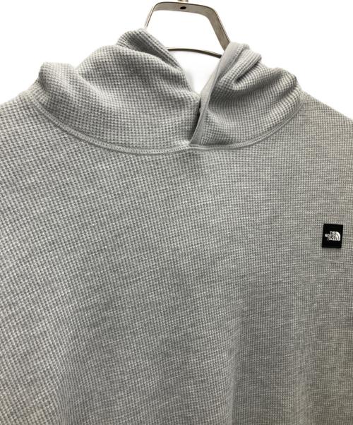 THE NORTH FACE（ザ ノース フェイス）THE NORTH FACE (ザ ノース フェイス) ワッフルフーディプルオーバー グレー サイズ:2XLの古着・服飾アイテム