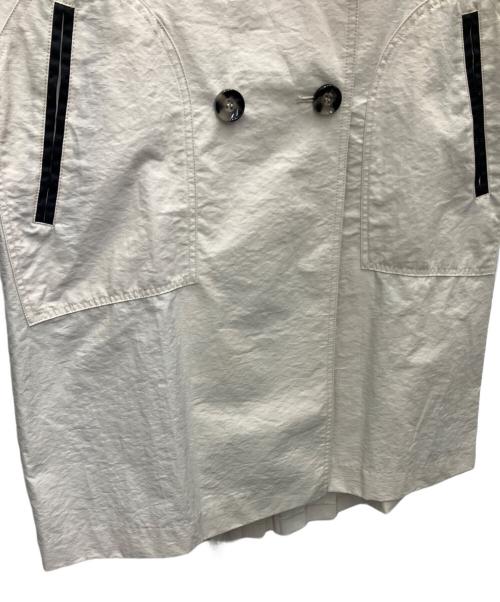 Lallia Mu（ラリア ムー）Lallia Mu (ラリア ムー) トレンチコート アイボリー サイズ:SIZE38 未使用品の古着・服飾アイテム