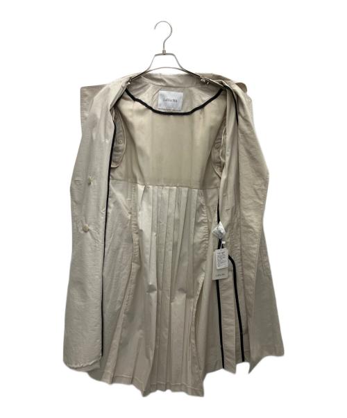 Lallia Mu（ラリア ムー）Lallia Mu (ラリア ムー) トレンチコート アイボリー サイズ:SIZE38 未使用品の古着・服飾アイテム