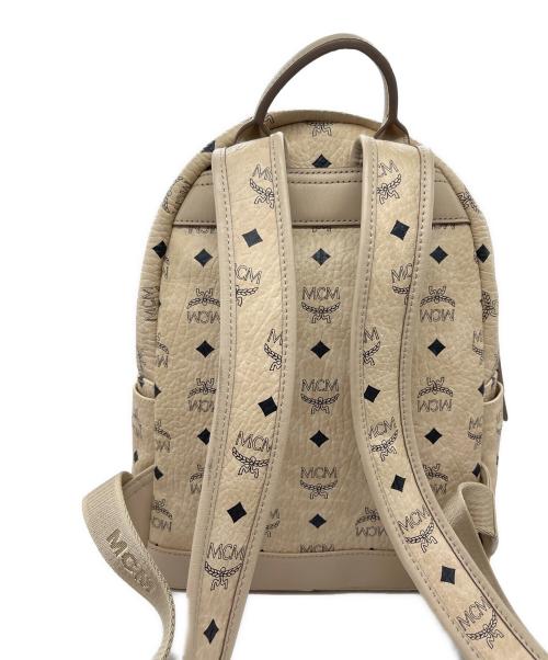 MCM（エムシーエム）MCM (エムシーエム) リュック ベージュの古着・服飾アイテム