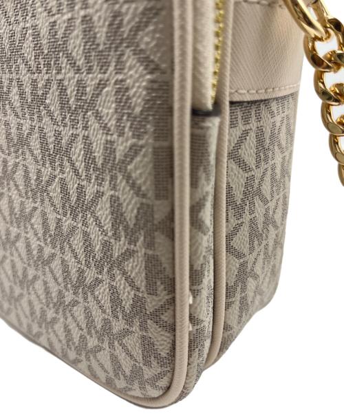 MICHAEL KORS（マイケル・コース）MICHAEL KORS (マイケル・コース) ショルダーバッグ アイボリーの古着・服飾アイテム