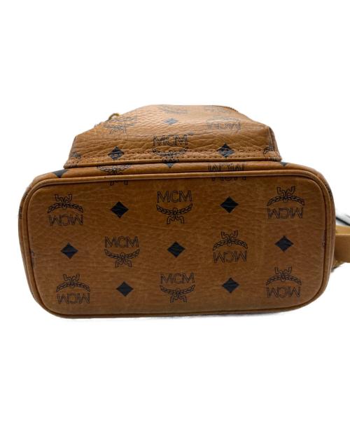 MCM（エムシーエム）MCM (エムシーエム) リュック キャメルの古着・服飾アイテム
