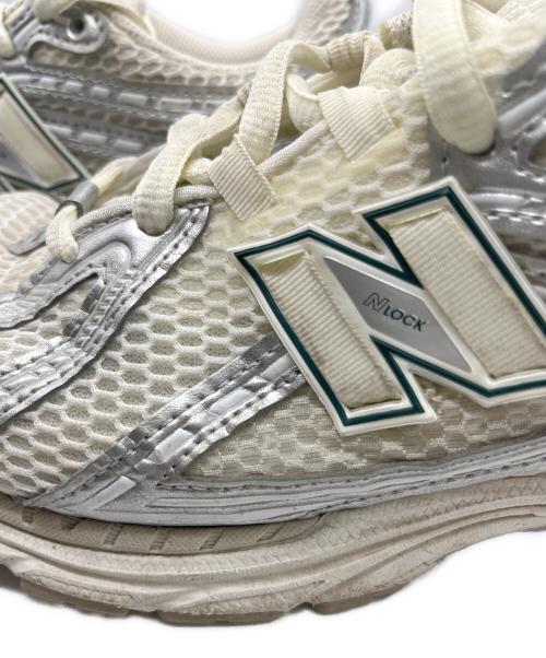 NEW BALANCE（ニューバランス）NEW BALANCE (ニューバランス) M1906REE ホワイト×シルバー サイズ:27の古着・服飾アイテム