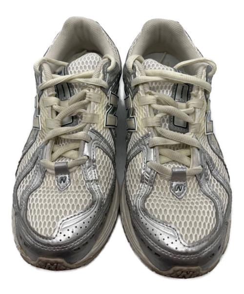 NEW BALANCE（ニューバランス）NEW BALANCE (ニューバランス) M1906REE ホワイト×シルバー サイズ:27の古着・服飾アイテム