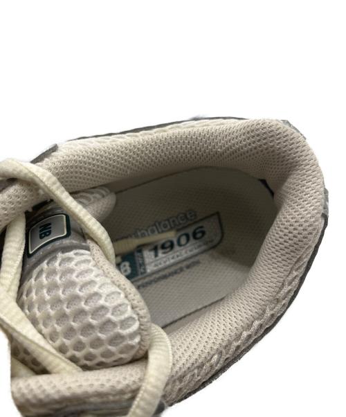 NEW BALANCE（ニューバランス）NEW BALANCE (ニューバランス) M1906REE ホワイト×シルバー サイズ:27の古着・服飾アイテム