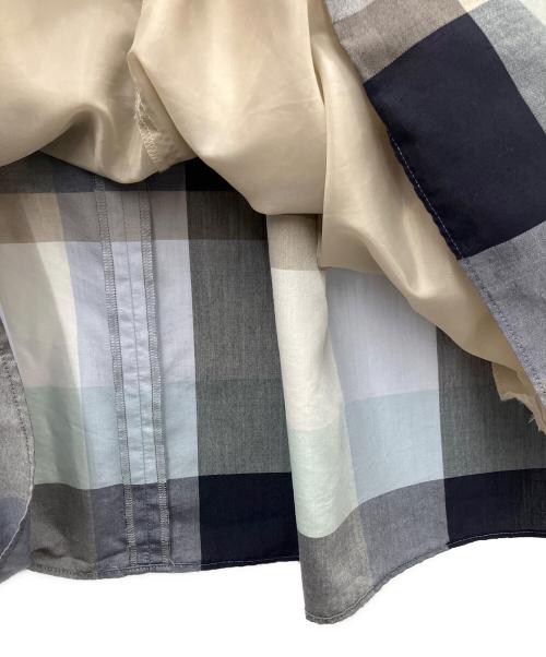 BURBERRY BLUE LABEL（バーバリー ブルー レーベル）BURBERRY BLUE LABEL (バーバリー ブルー レーベル) 半袖ワンピース ネイビー サイズ:SIZE38の古着・服飾アイテム