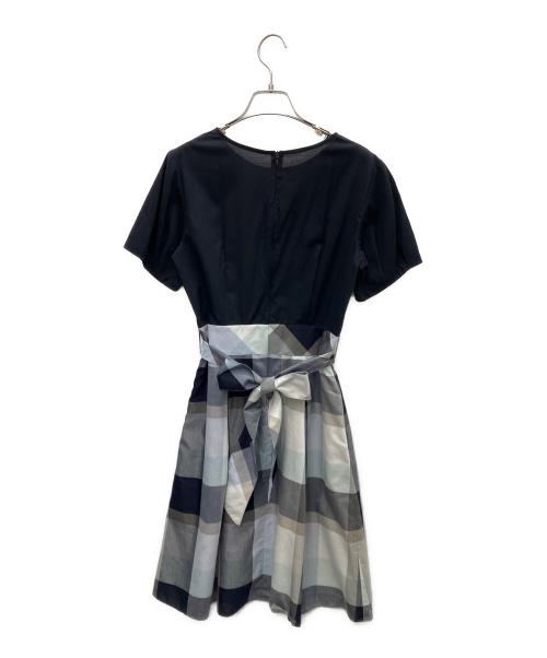 BURBERRY BLUE LABEL（バーバリー ブルー レーベル）BURBERRY BLUE LABEL (バーバリー ブルー レーベル) 半袖ワンピース ネイビー サイズ:SIZE38の古着・服飾アイテム