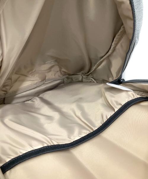 Columbia（コロンビア）Columbia (コロンビア) リュック グレー 未使用品の古着・服飾アイテム
