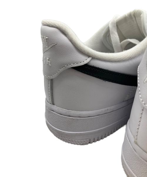 NIKE（ナイキ）NIKE (ナイキ) Supreme (シュプリーム) シュプリーム × ナイキ エアフォース 1 ロー ホワイト サイズ:24.5の古着・服飾アイテム