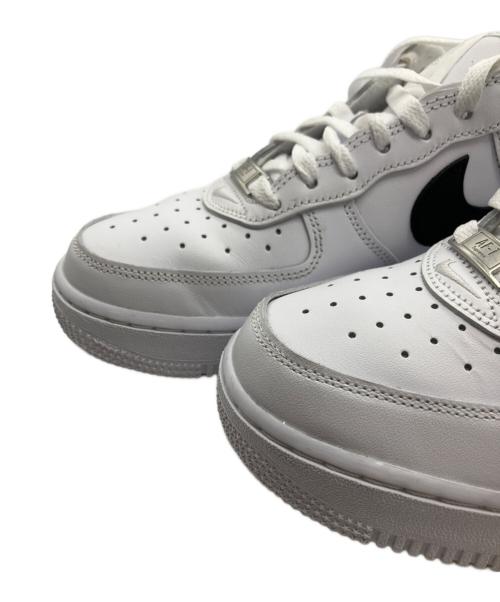 NIKE（ナイキ）NIKE (ナイキ) Supreme (シュプリーム) シュプリーム × ナイキ エアフォース 1 ロー ホワイト サイズ:24.5の古着・服飾アイテム