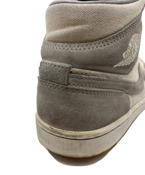 NIKE（ナイキ）NIKE (ナイキ) AIR JORDAN 1 MID SE グレー×ホワイト サイズ:26.5の古着・服飾アイテム