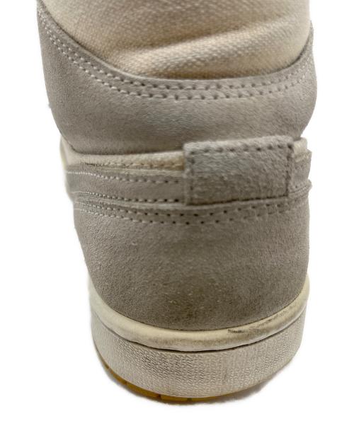 NIKE（ナイキ）NIKE (ナイキ) AIR JORDAN 1 MID SE グレー×ホワイト サイズ:26.5の古着・服飾アイテム