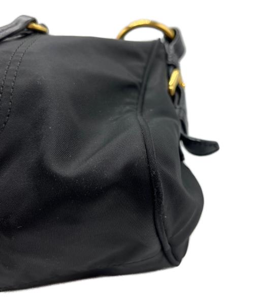 PRADA（プラダ）PRADA (プラダ) ショルダーバッグ ブラック×ゴールドの古着・服飾アイテム