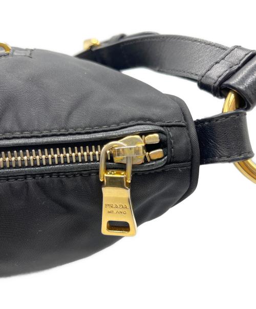 PRADA（プラダ）PRADA (プラダ) ショルダーバッグ ブラック×ゴールドの古着・服飾アイテム