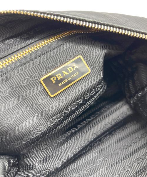 PRADA（プラダ）PRADA (プラダ) ショルダーバッグ ブラック×ゴールドの古着・服飾アイテム