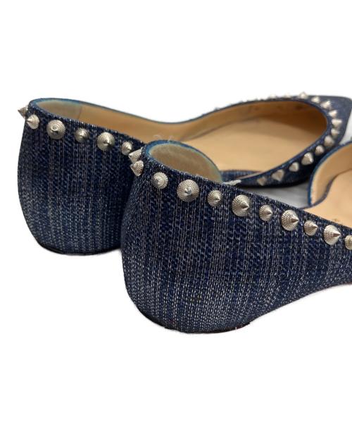 Christian Louboutin（クリスチャン・ルブタン）Christian Louboutin (クリスチャン・ルブタン) スタッズフラットパンプス ネイビー サイズ:371/2の古着・服飾アイテム