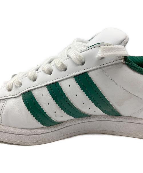 adidas（アディダス）adidas (アディダス) SUPERSTAR フットウェアホワイト/グリーン グリーン×ホワイト サイズ:25.5の古着・服飾アイテム