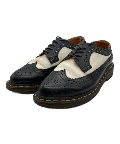 Dr.Martens（ドクターマーチン）Dr.Martens (ドクターマーチン) ウィングチップシューズ ブラック×ホワイト サイズ:UK5の古着・服飾アイテム