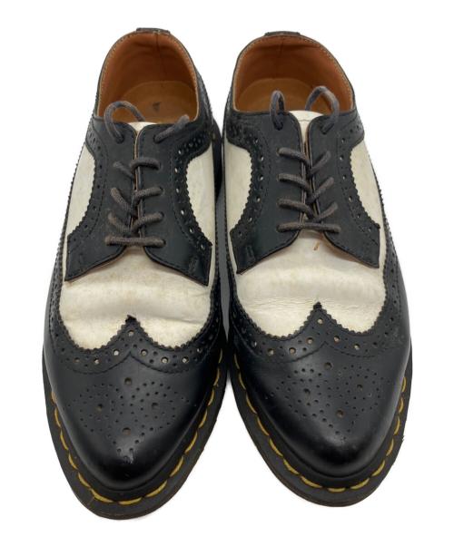 Dr.Martens（ドクターマーチン）Dr.Martens (ドクターマーチン) ウィングチップシューズ ブラック×ホワイト サイズ:UK5の古着・服飾アイテム
