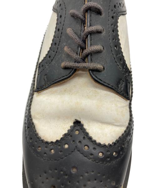 Dr.Martens（ドクターマーチン）Dr.Martens (ドクターマーチン) ウィングチップシューズ ブラック×ホワイト サイズ:UK5の古着・服飾アイテム