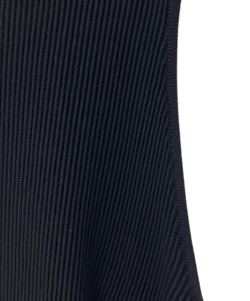 PLEATS PLEASE（プリーツプリーズ）PLEATS PLEASE (プリーツプリーズ) ノースリーブニット ブラック サイズ:SIZE 3の古着・服飾アイテム