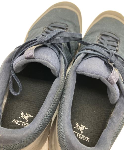 ARC'TERYX（アークテリクス）ARC'TERYX (アークテリクス) シューズ グレー×ネイビー サイズ:SIZE 27cmの古着・服飾アイテム