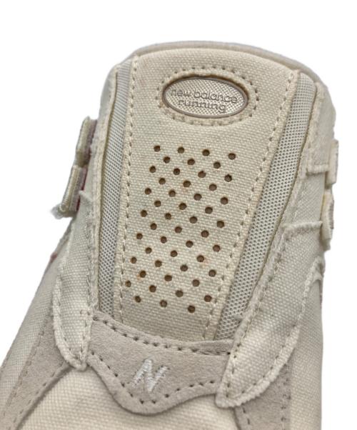 NEW BALANCE（ニューバランス）NEW BALANCE (ニューバランス) BRYANT GILES (ブライアント・ジャイルズ) M2002RM1 アイボリー サイズ:25.5の古着・服飾アイテム