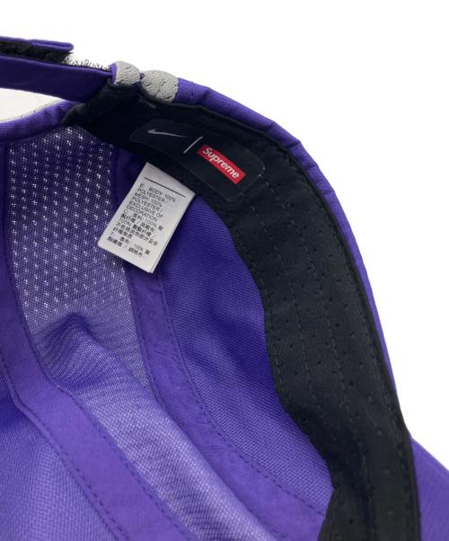 NIKE（ナイキ）NIKE (ナイキ) Supreme (シュプリーム) キャップ パープル×グレーの古着・服飾アイテム