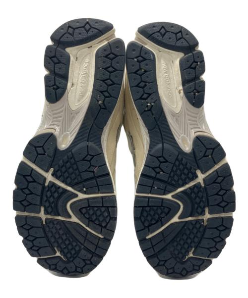 NEW BALANCE（ニューバランス）NEW BALANCE (ニューバランス) M2002RFI アイボリー サイズ:26の古着・服飾アイテム