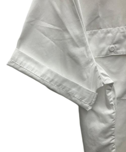 CarHartt（カーハート）CarHartt (カーハート) 半袖シャツ ホワイト サイズ:Mの古着・服飾アイテム