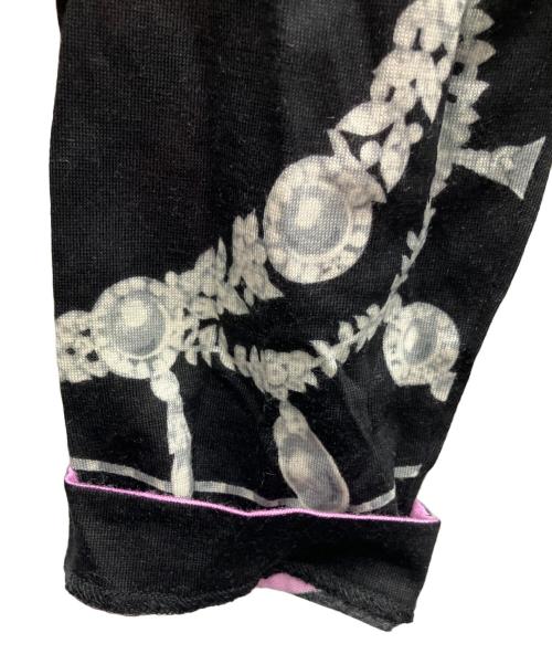 LEONARD FASHION（レオナールファッション）LEONARD FASHION (レオナールファッション) 長袖カットソー ブラック×ピンク サイズ:SIZE40 未使用品の古着・服飾アイテム