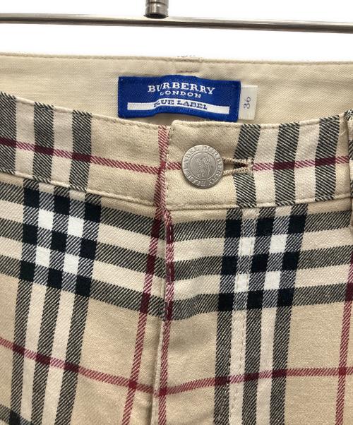 BURBERRY BLUE LABEL（バーバリー ブルー レーベル）BURBERRY BLUE LABEL (バーバリー ブルー レーベル) テーパードパンツ ベージュ サイズ:SIZE 36の古着・服飾アイテム